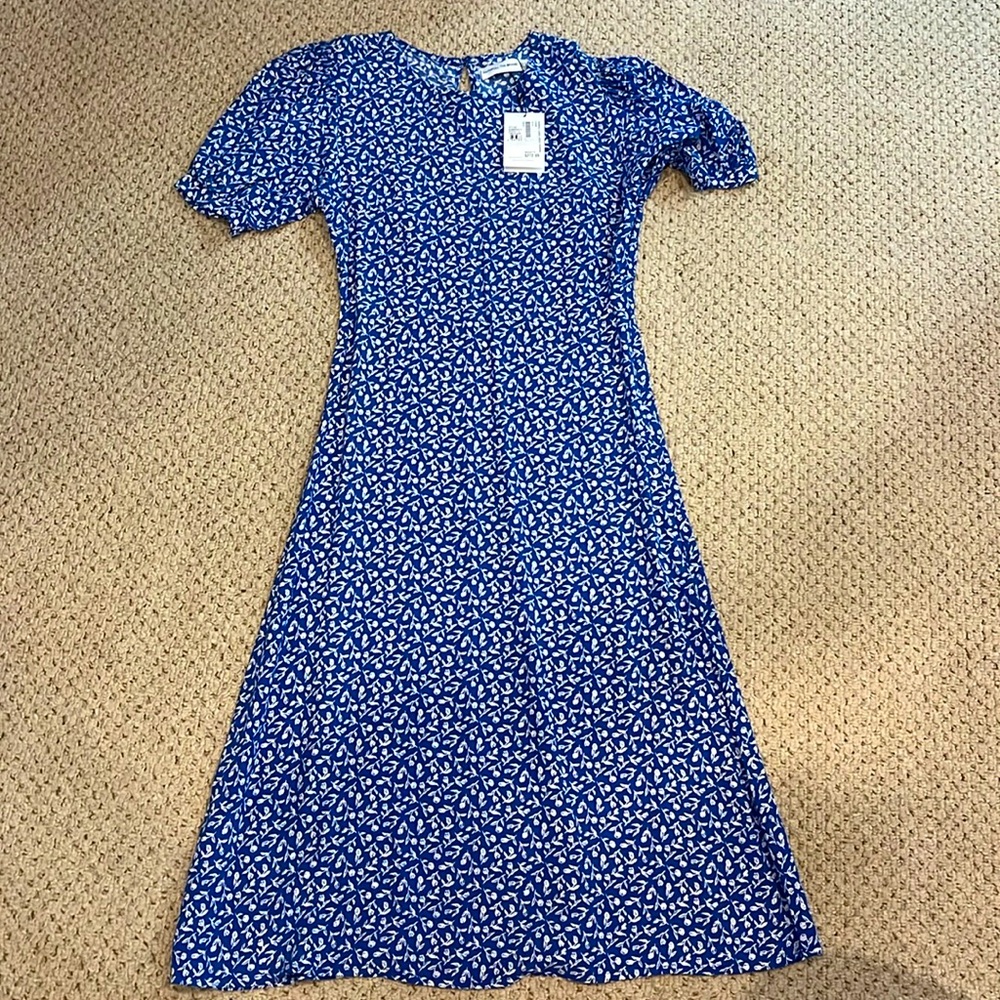 NWT Faithfull the brand Samirah blue floral Midi Dress